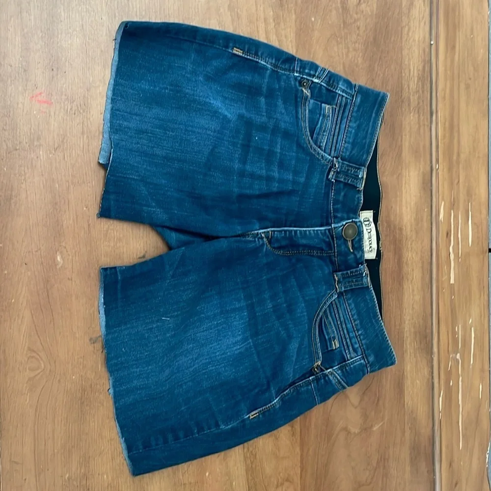 DEMOCRACY Ab Technology Cut Off Shorts Size 4